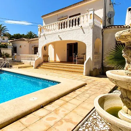 Charming 5-Bed Villa For 12 Persons In Moraira Teulada